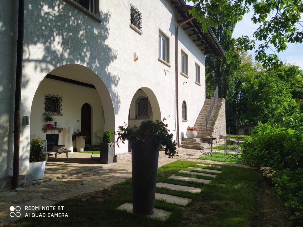 "La Selvetta" Bed And Breakfast Buguggiate Exteriér fotografie