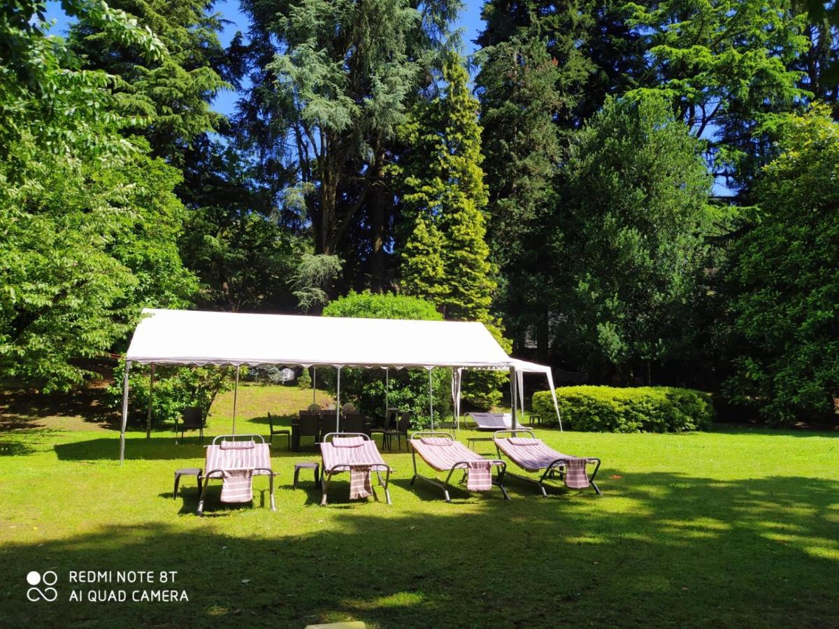 "La Selvetta" Bed And Breakfast Buguggiate Exteriér fotografie